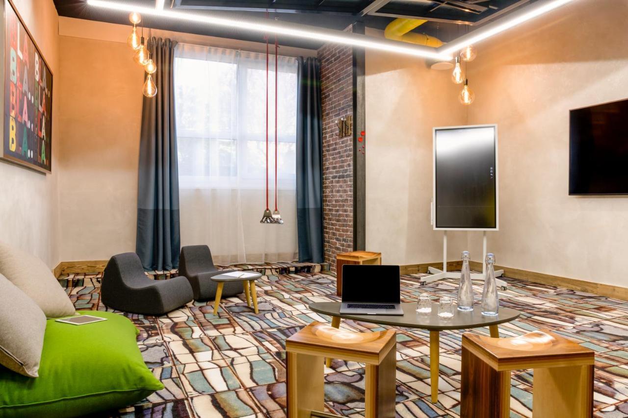 Novotel Lausanne Bussigny Криссье Экстерьер фото