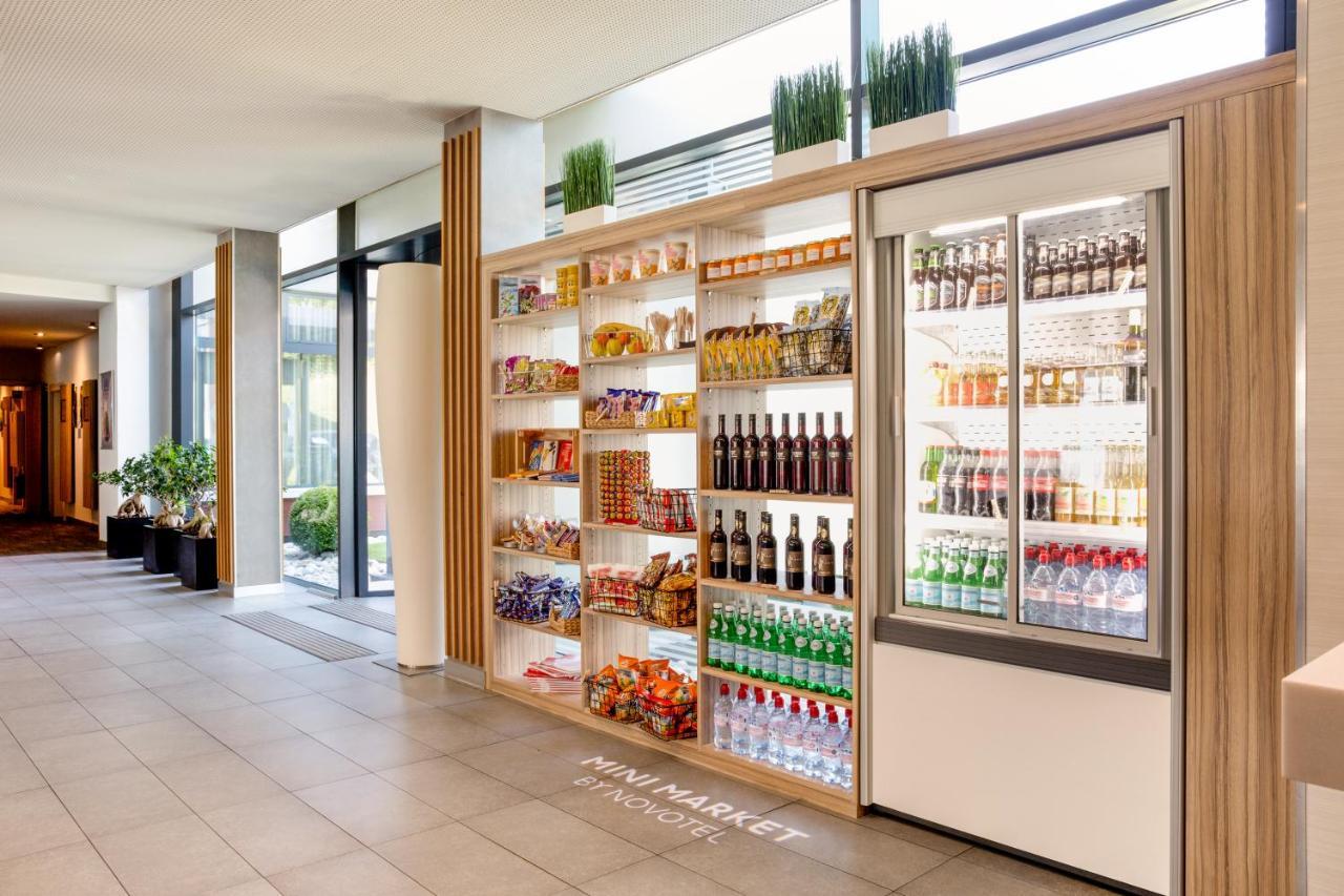 Novotel Lausanne Bussigny Криссье Экстерьер фото